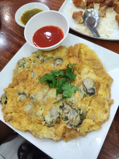 ไข่เจียวหอยนางรม