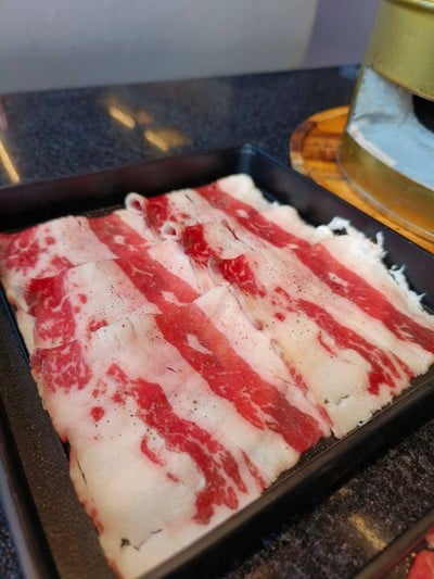 เมนูของร้าน ทองเนื้อเก้า บรรทัดทอง