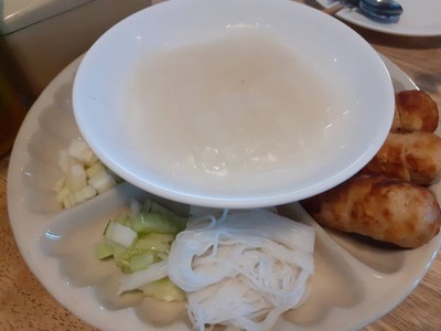 แหนมเนืองชุด 3 ไม้