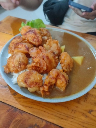 ข้าวแกงกะหรี่ไก่คาราเกะ