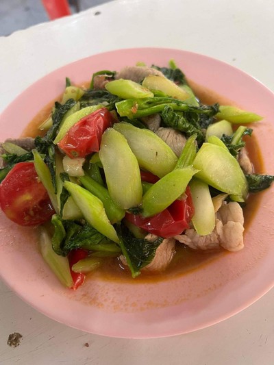 ผัดคะน้า