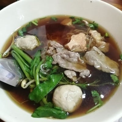 เมนูของร้าน ก๋วยเตี๋ยวป้าหอม แม่ฮ่องสอน
