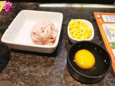 บูตะคอร์นไข่