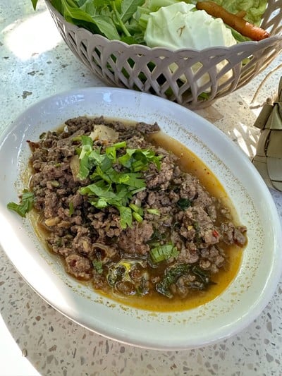 ลาบหมูคั่ว