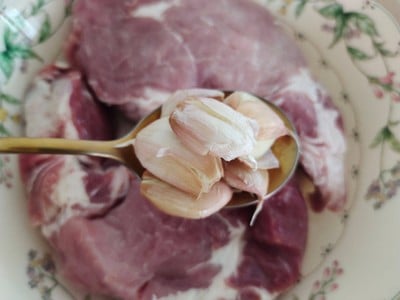 วิธีทำ หมูทอดแดดเดียว