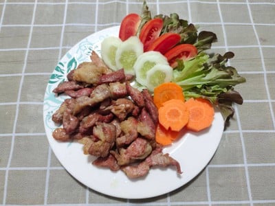 หมูทอดแดดเดียว