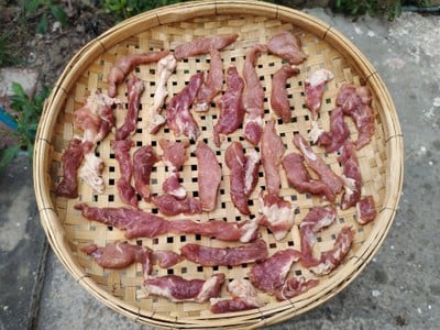 วิธีทำ หมูทอดแดดเดียว
