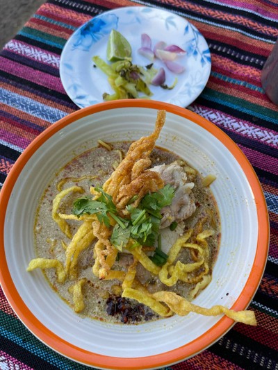 ข้าวซอยหมู