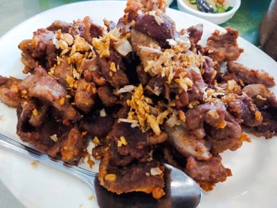 อาหาร หรือ เครื่องดื่ม