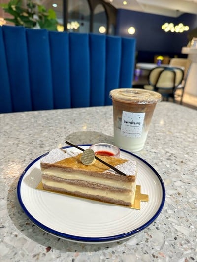 เมนูของร้าน Wondering Cafe & Bakeshop HQ ถนนนางลิ้นจี่