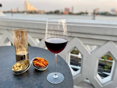 🍷 Matua Valley Pinot Noir Marlborough. (Price 320++ Baht.)