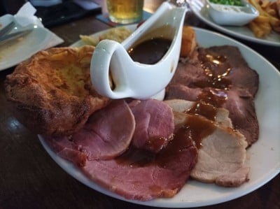 เมนูของร้าน Shenanigans Irish Sportsbars & Restaurant