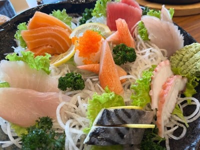 ปลาดิบชุดเล็ก