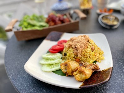 🍍 Pineapple Fried Rice. (Price 320++ Baht.)