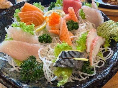 ปลาดิบชุดเล็ก