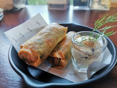 เมนูของร้าน Nives Cafe And Bar