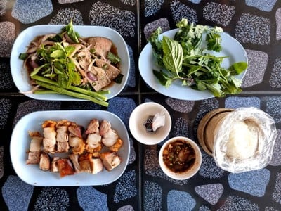 อาหาร หรือ เครื่องดื่ม