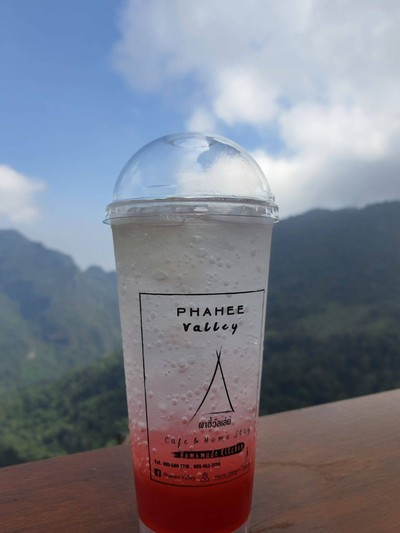 สตรอเบอรี่โซดา