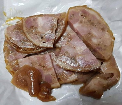 ขาหมูยัดไส้