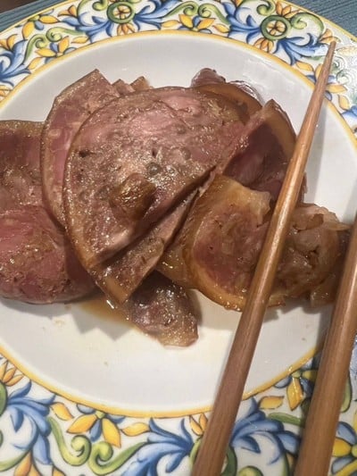 ขาหมูยัดไส้