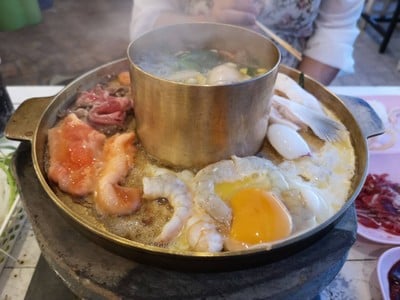 เมนูของร้าน พระนคร Grill ท่ามหาราช