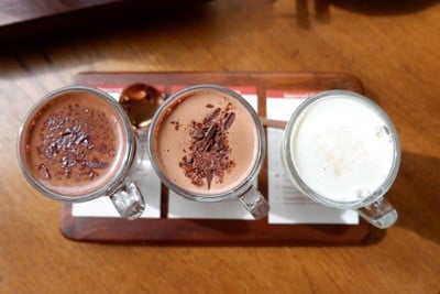 ขม ช็อกโกลาเทียร์ เฮาส์ Khom Chocolatier House