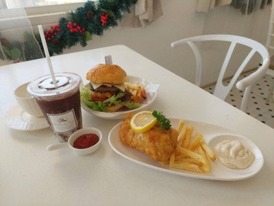 เบอร์เกอร์เนื้อ