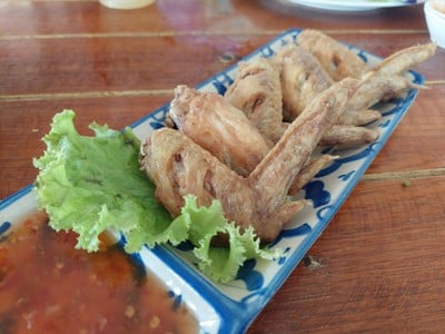 ปีกไก่ทอดดอกเกลือ