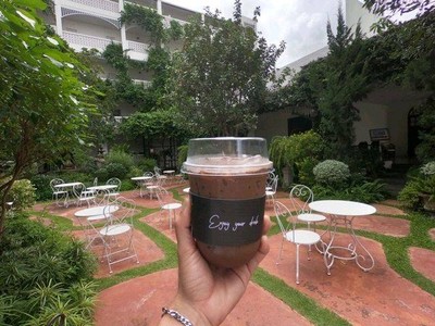 อาหาร หรือ เครื่องดื่ม