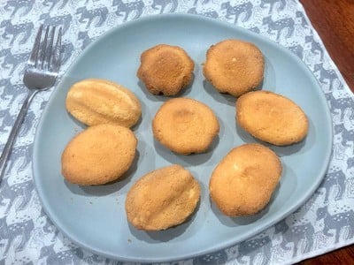 ขนมฝรั่ง • ขนมไข่