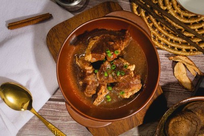 อาหาร หรือ เครื่องดื่ม