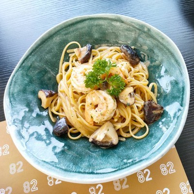 เส้นลิงกวินี่ใส่ครีมกุ้งเห็ดและทรัฟเฟิลออล์ย