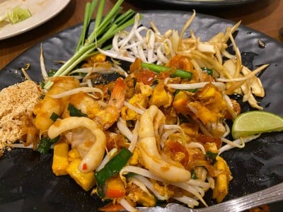 สามเสนวิลล่า ต้นตำรับเบียร์วุ้นแก้วแช่เจ้าแรกของไทย สาขาพญาไท