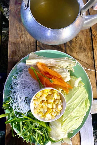 หมูกระทะชุดกลาง