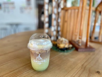 🍵 Caff-Green Tea. (Price 90 Baht.)