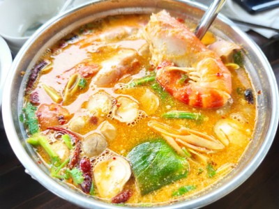 ต้มยำกุ้งแม่น้ำหม้อไฟ