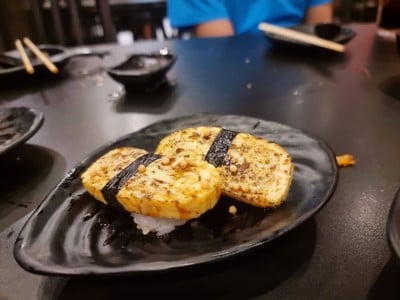 อาหาร หรือ เครื่องดื่ม