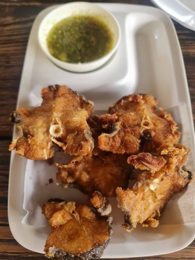 ปลาค้าวทอดน้ำปลา