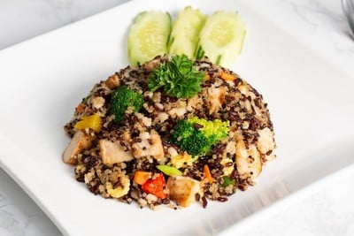 เมนูของร้าน Salad Factory The Crystal