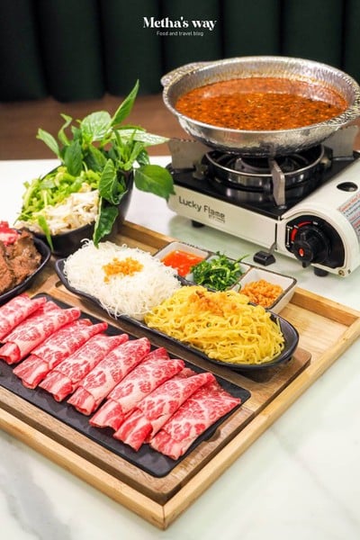 เมนูของร้าน วัวกิว - ก๋วยเตี๋ยวเนื้อพ่นไฟ (Wuagyu) 101 True Digital Park