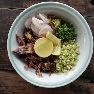 วิธีทำ ยำปลากุเลาย่าง 🐟🍳🥗 วิธีทำ ยำปลากุเลาย่าง 🐟🍳🥗