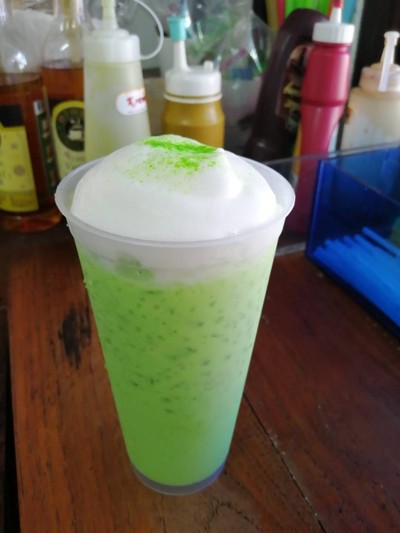 อาหาร หรือ เครื่องดื่ม
