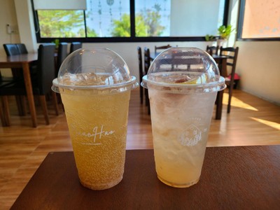 บ้านเฮาคาเฟ่