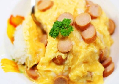 อาหาร หรือ เครื่องดื่ม