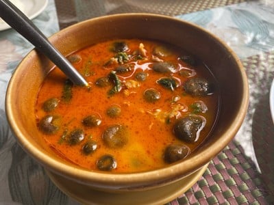 แกงคั่วเห็ดเผาะ