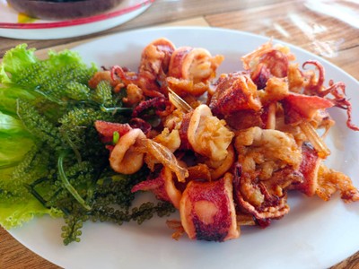 หมึกไข่แดดเดียว