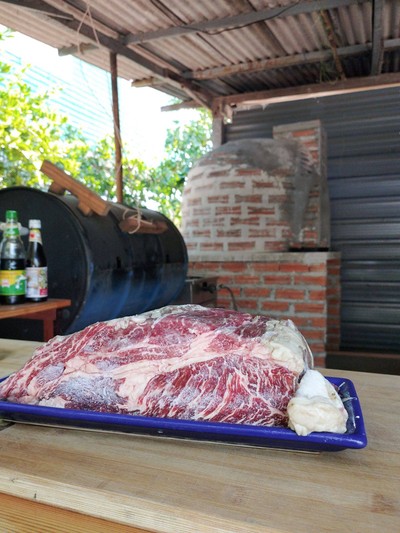 เนื้อนอก