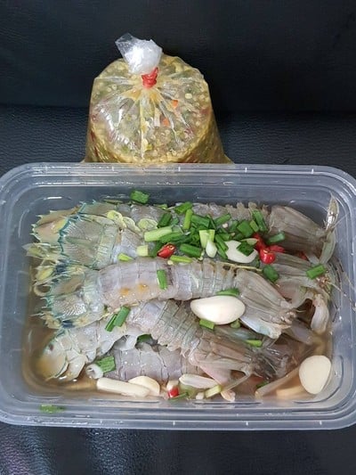 กั้งไข่ดอง