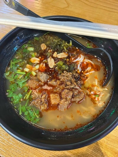 เส้นหมี่เนื้อวัว