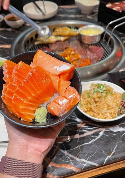 Sukishi Korean Charcoal Grill เซ็นทรัลเวิลด์